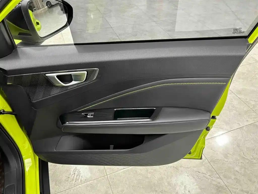 Wuling Xingchi 2022 1.5T CVT Trendy Edition — миниатюра 13