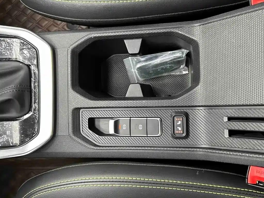 Wuling Xingchi 2022 1.5T CVT Trendy Edition — миниатюра 6