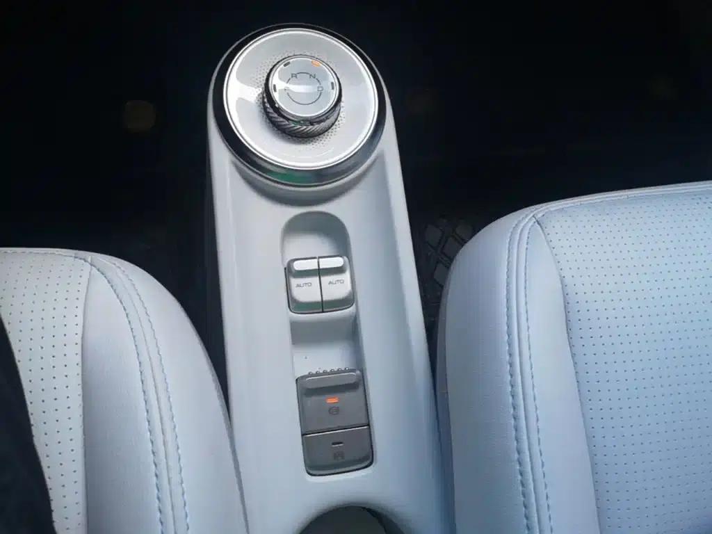 Wuling Air ev Clear Sky 2023 Model, Four-Seat - Advanced Edition — миниатюра 14