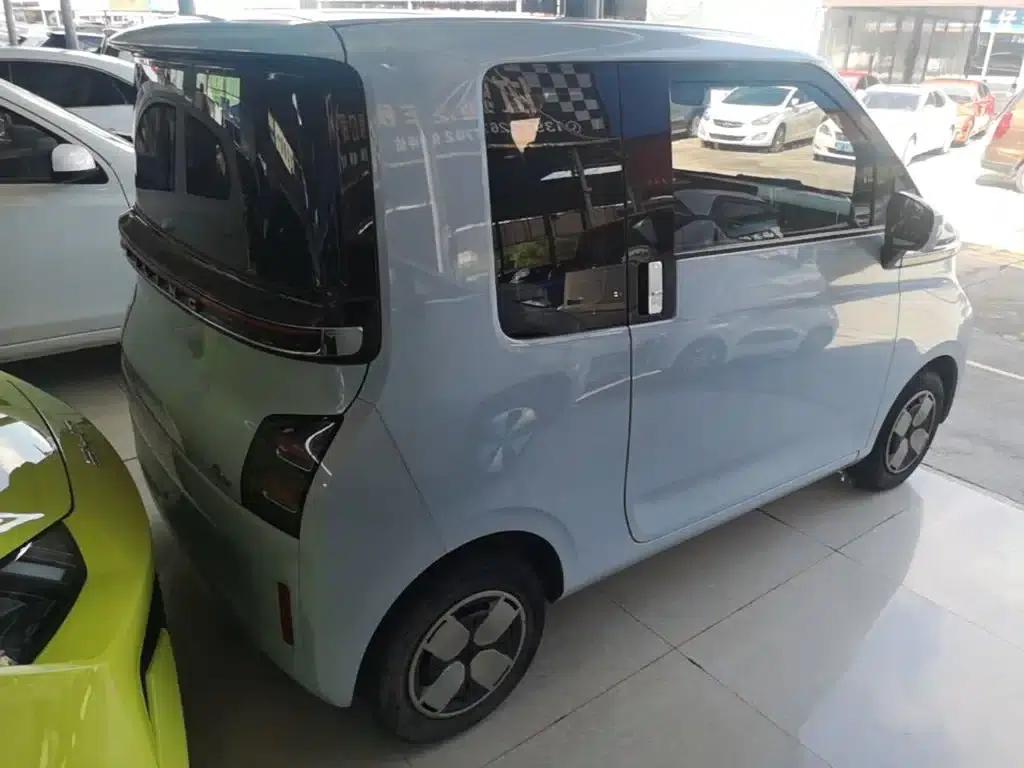 Wuling Air ev Clear Sky 2023 Model, Four-Seat - Advanced Edition — миниатюра 7