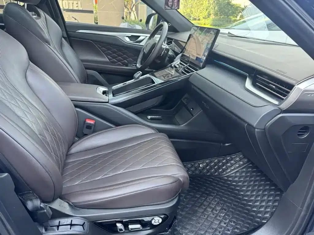 Wey brand Mocha 2021 2.0T 4WD Special Edition — миниатюра 13