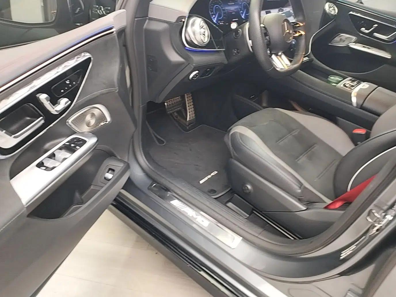 Mercedes-Benz EQE AMG 2023 AMG EQE 53 4MATIC+ — миниатюра 23
