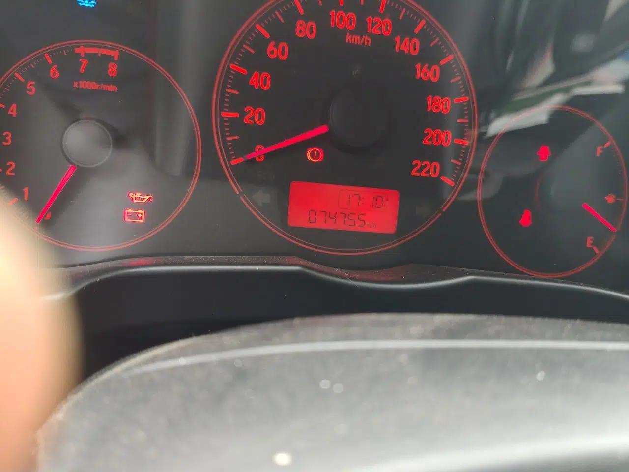 Honda Greiz 2016 1.5L Manual Classic Edition — миниатюра 12