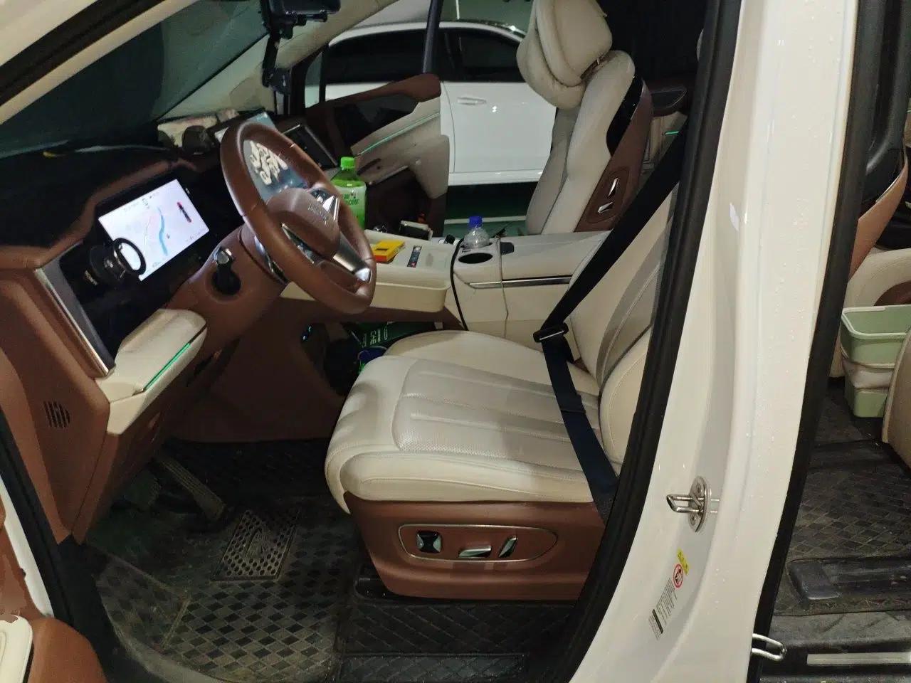 BYD Xia 2025 DM-i 1.5T 180km Excellence Model — миниатюра 15