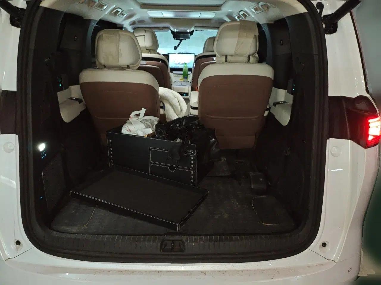 BYD Xia 2025 DM-i 1.5T 180km Excellence Model — миниатюра 19