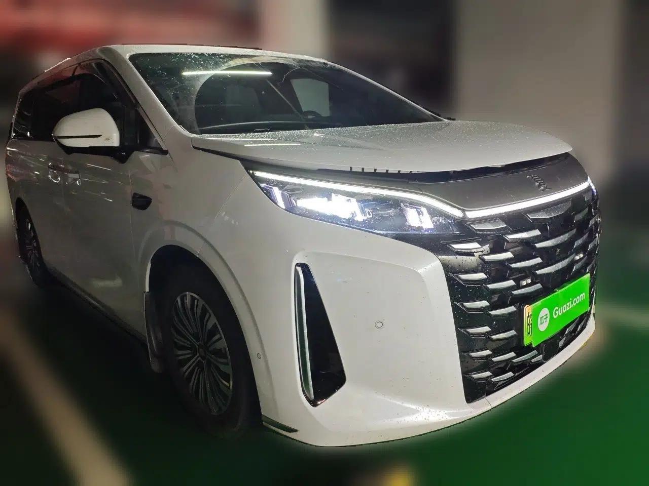 BYD Xia 2025 DM-i 1.5T 180km Excellence Model — миниатюра 3