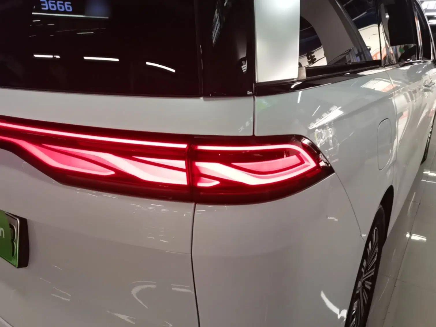 BYD Xia 2025 DM-i 1.5T 180km Beyond Edition — миниатюра 9