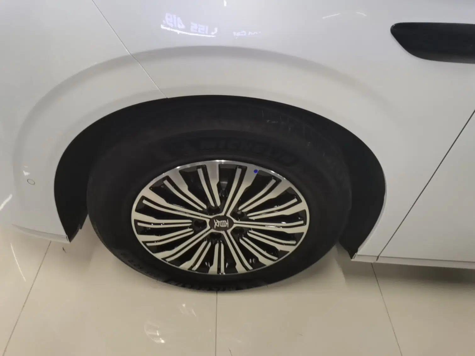 BYD Xia 2025 DM-i 1.5T 180km Beyond Edition — миниатюра 10