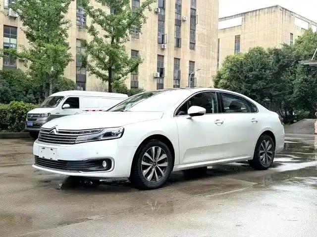 Citroën C6 2021 400THP Comfort Edition