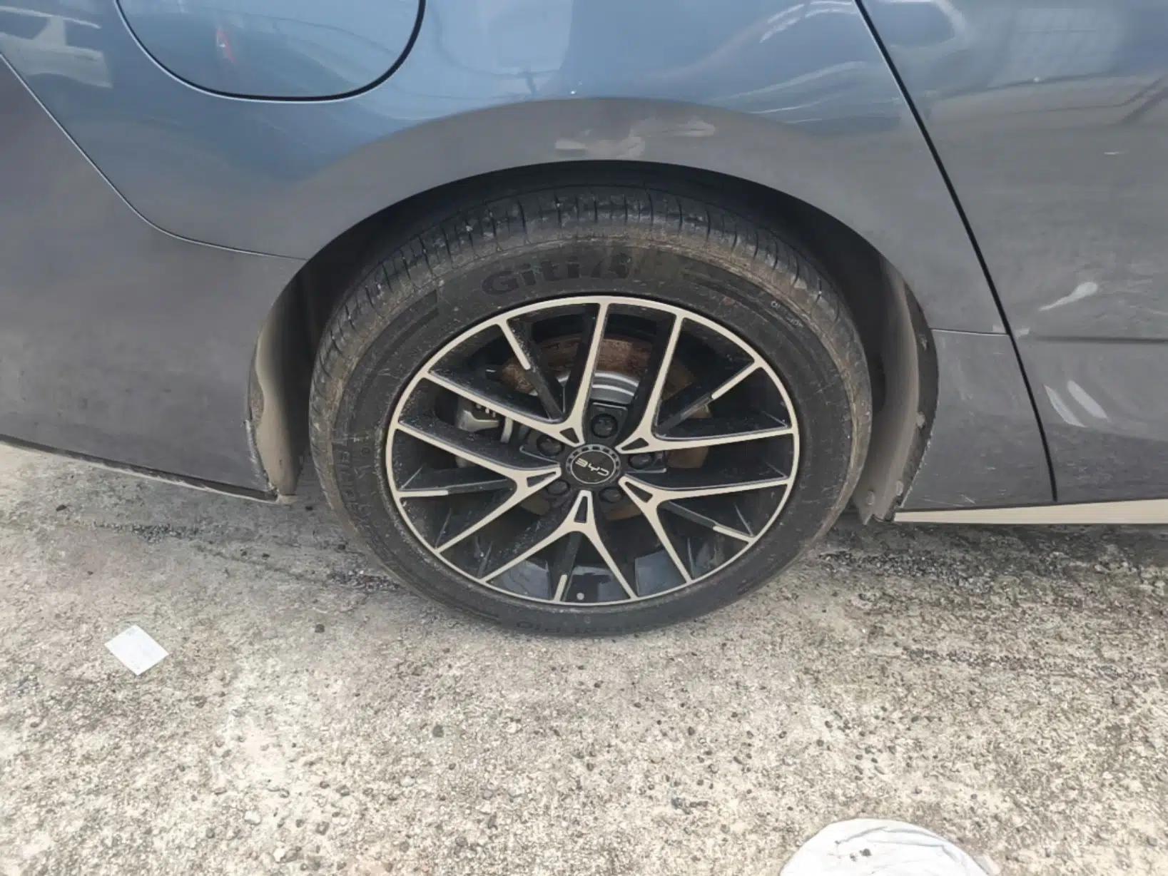 BYD Seal 07 DM-i 2025 DM-i 1.5L 125km Luxury Model — миниатюра 11