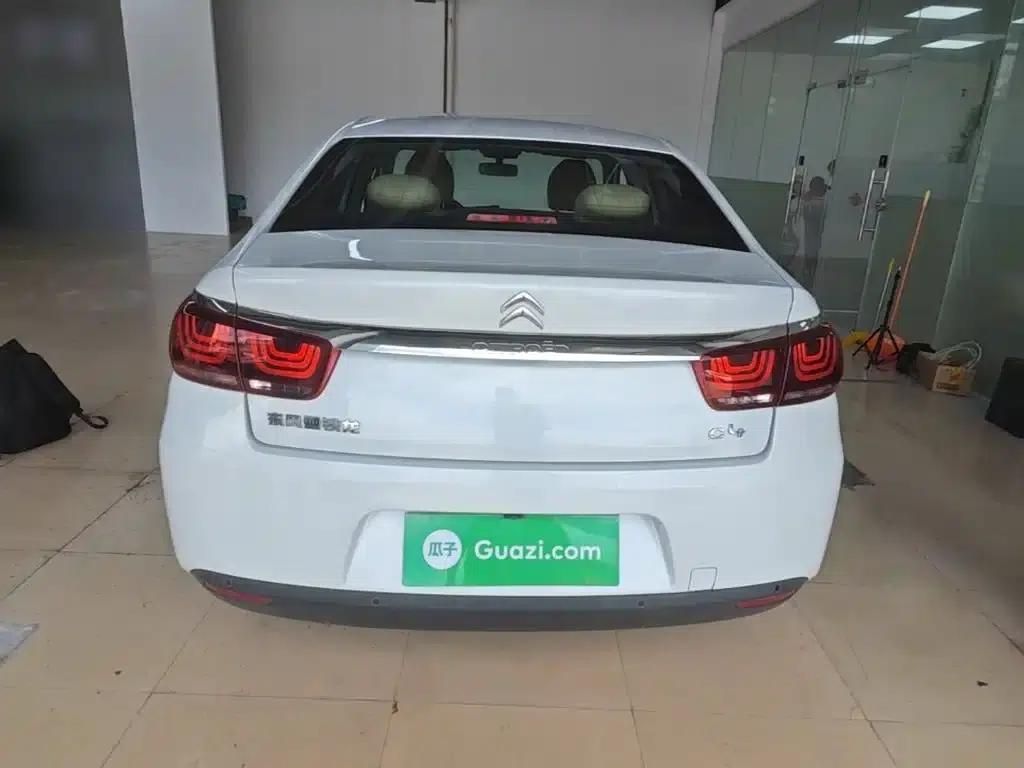Citroën C4 2018 1.6L Automatic Luxury — миниатюра 6
