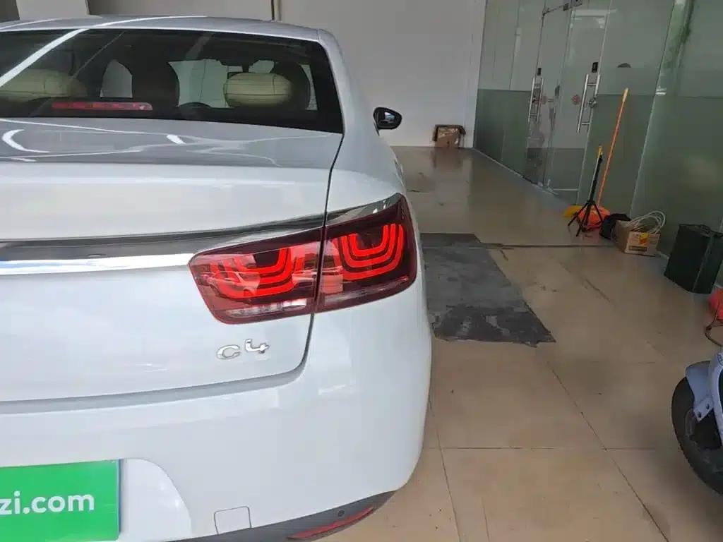 Citroën C4 2018 1.6L Automatic Luxury — миниатюра 8