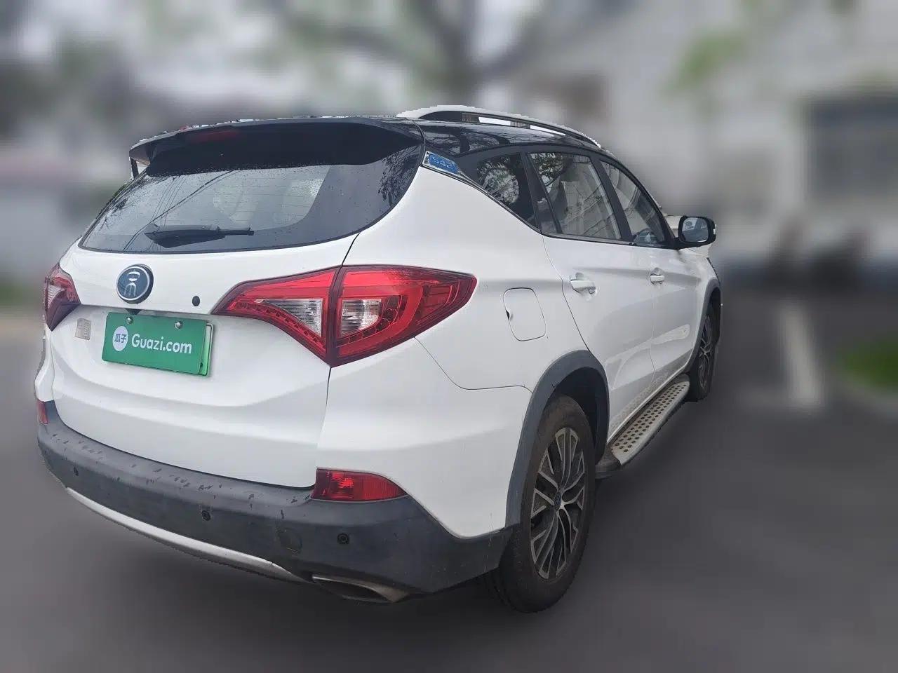 BYD Song New Energy 2017 Song DM 1.5TID All-Wheel Drive Luxury Model — миниатюра 6