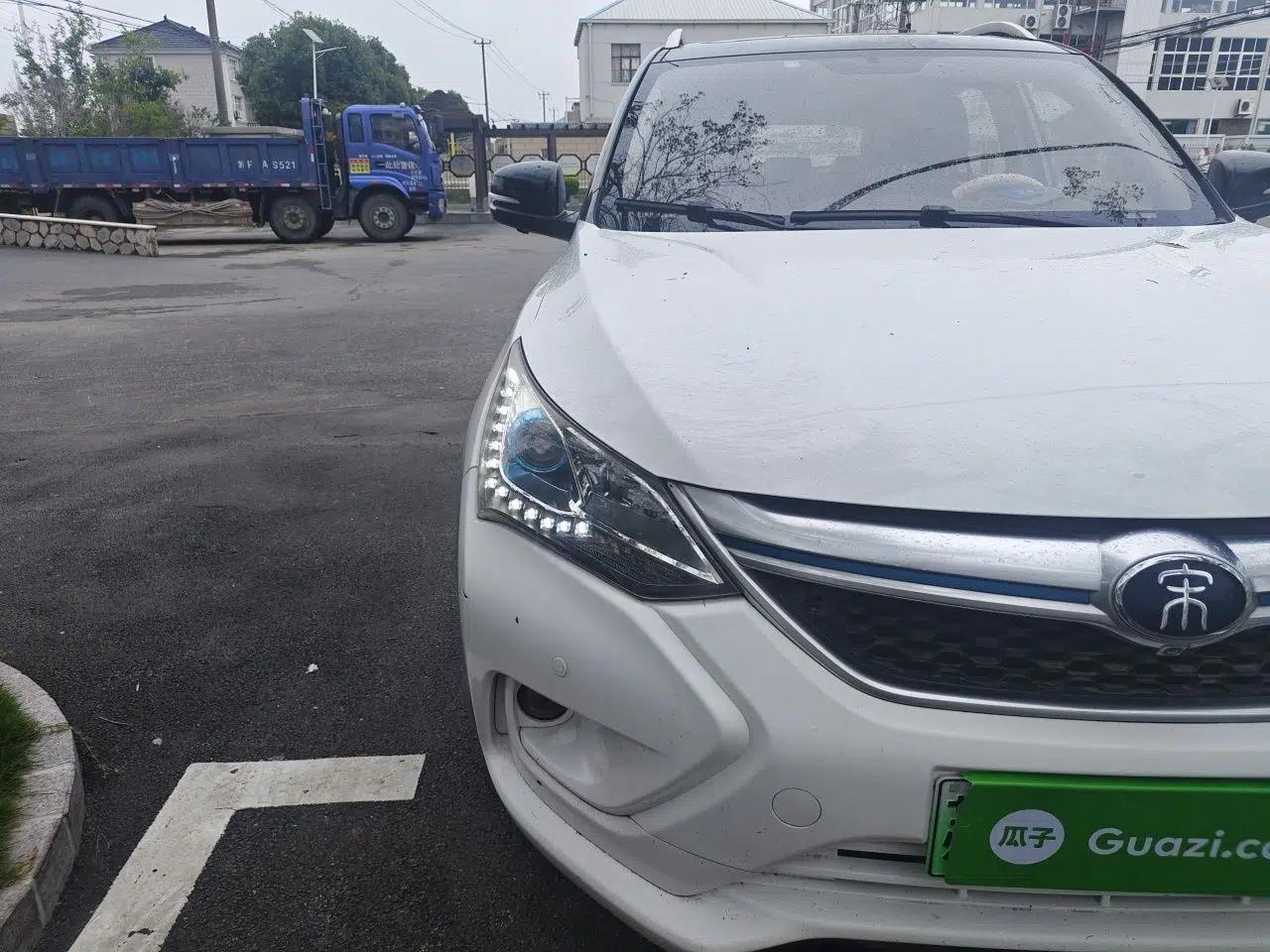 BYD Song New Energy 2017 Song DM 1.5TID All-Wheel Drive Luxury Model — миниатюра 7