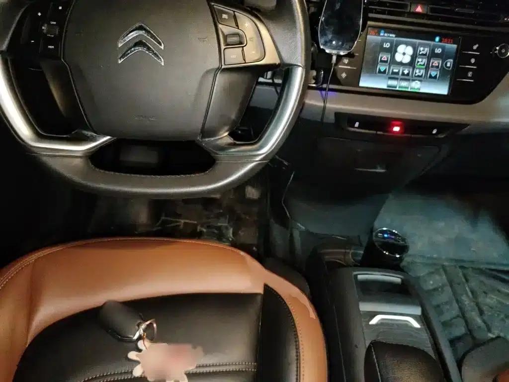2015 C4 PICASSO 1.6T Fashion 5-seater — миниатюра 3
