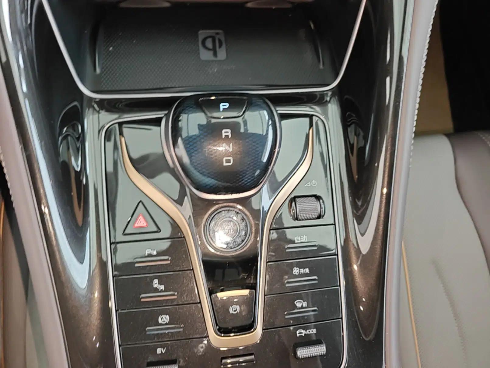 BYD Frigate 07 2023 DM-i 100KM Prestige Model — миниатюра 16