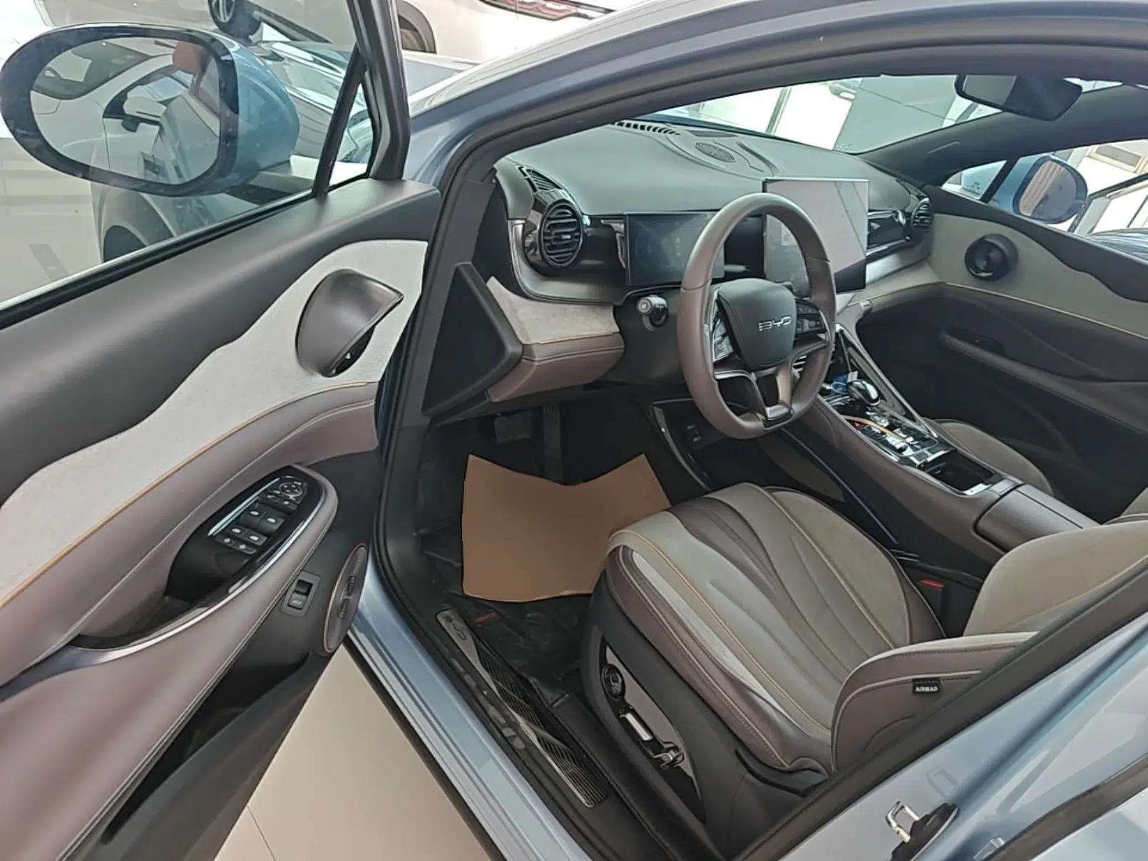 BYD Frigate 07 2023 DM-i 100KM Prestige Model — миниатюра 18