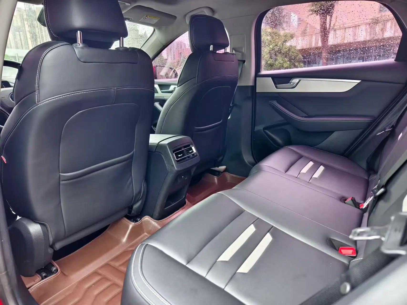 BYD Qin Pro 2018 1.5TI Automatic Smart Connect Luxury Edition — миниатюра 16