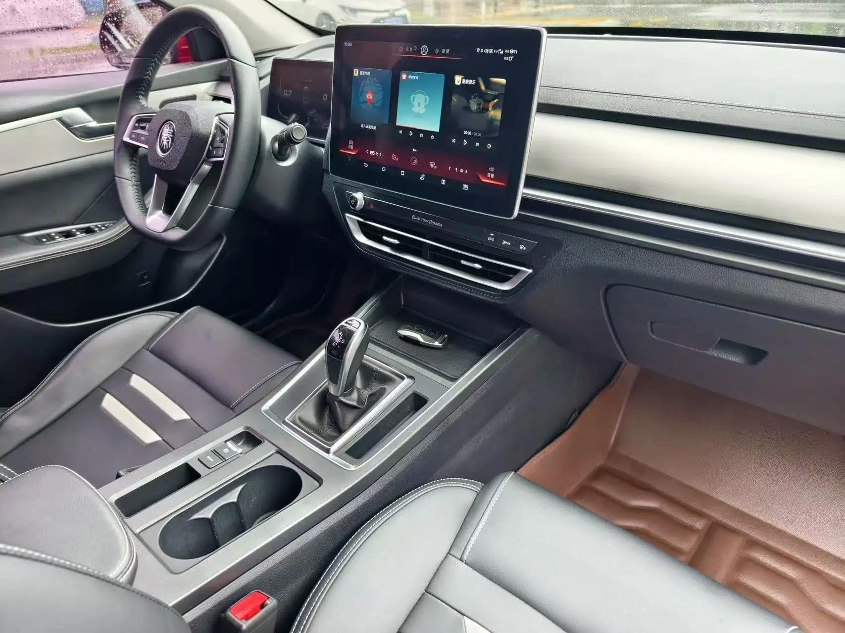 BYD Qin Pro 2018 1.5TI Automatic Smart Connect Luxury Edition — миниатюра 17