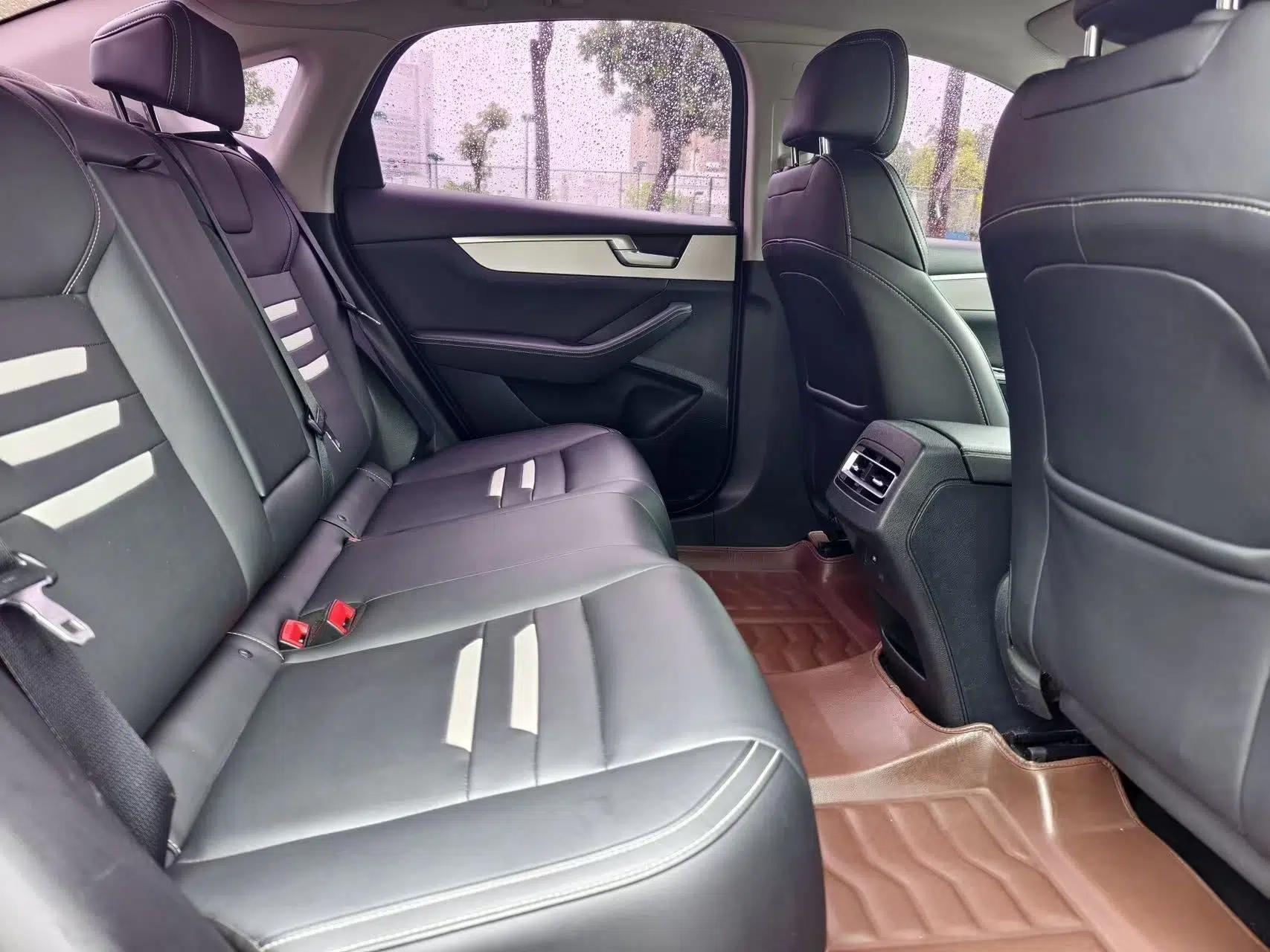 BYD Qin Pro 2018 1.5TI Automatic Smart Connect Luxury Edition — миниатюра 19