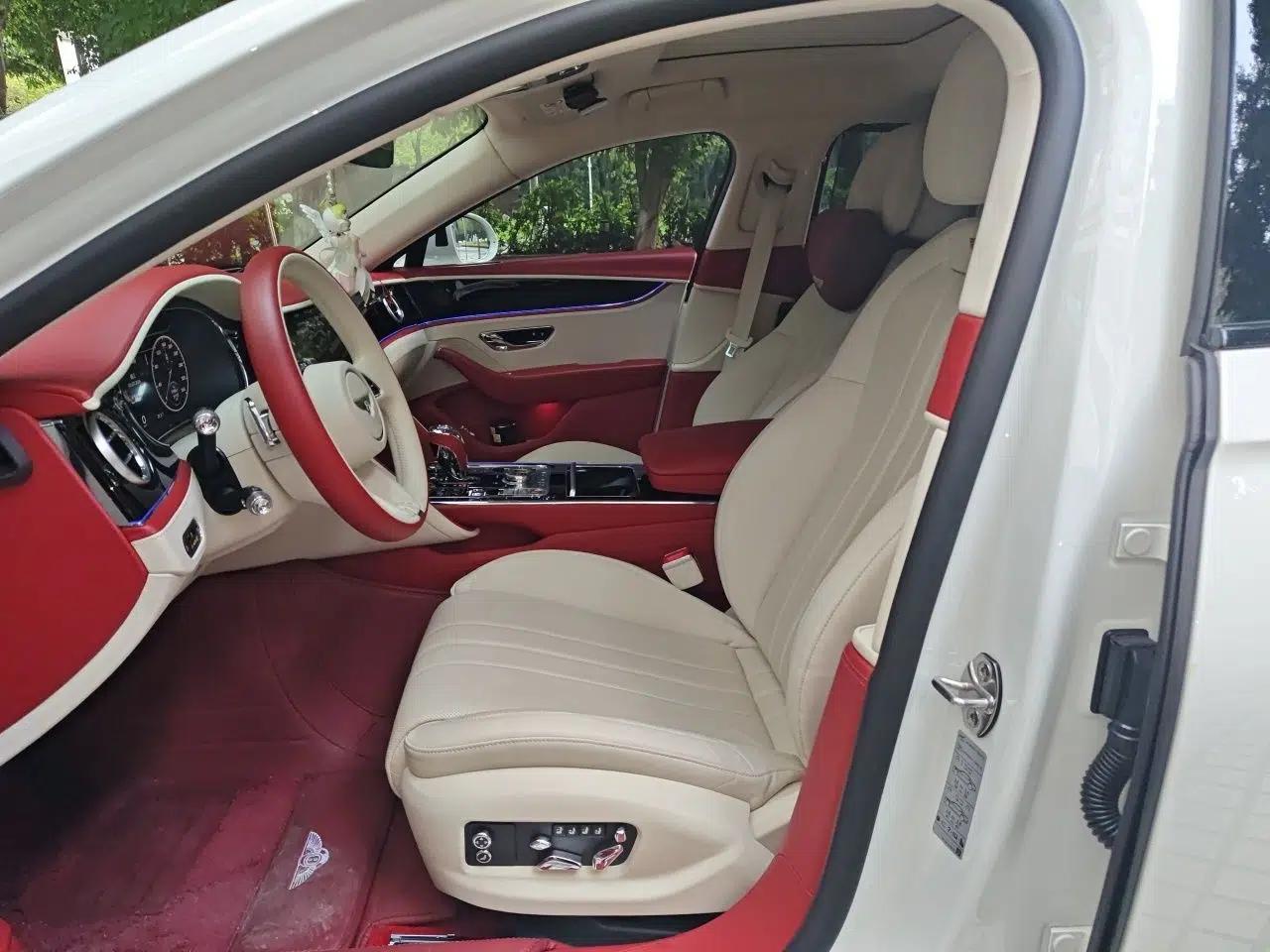 Bentley Flying Spur Plug-in Hybrid 2024 2.9T V6 Hybrid — миниатюра 15