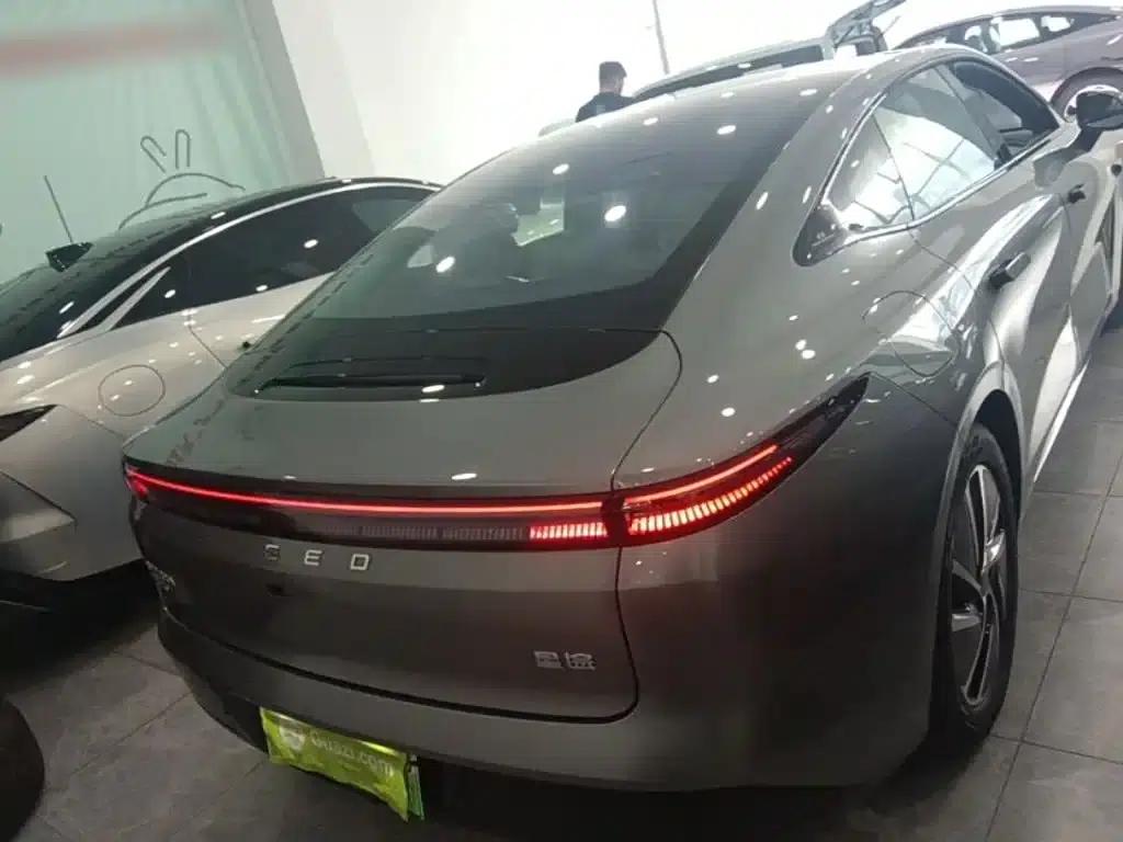 Exeed ES 2025 Range Extender Pro Highway Assist Driving — миниатюра 6