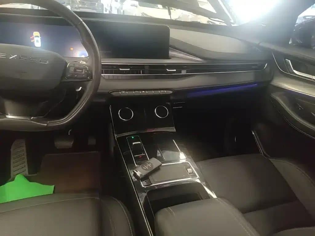 2022 Exeed Chasing the Wind Versailles Edition 1.6T DCT Rising Wind Edition — миниатюра 13