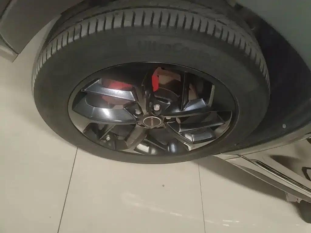2022 Exeed Chasing the Wind Versailles Edition 1.6T DCT Rising Wind Edition — миниатюра 23