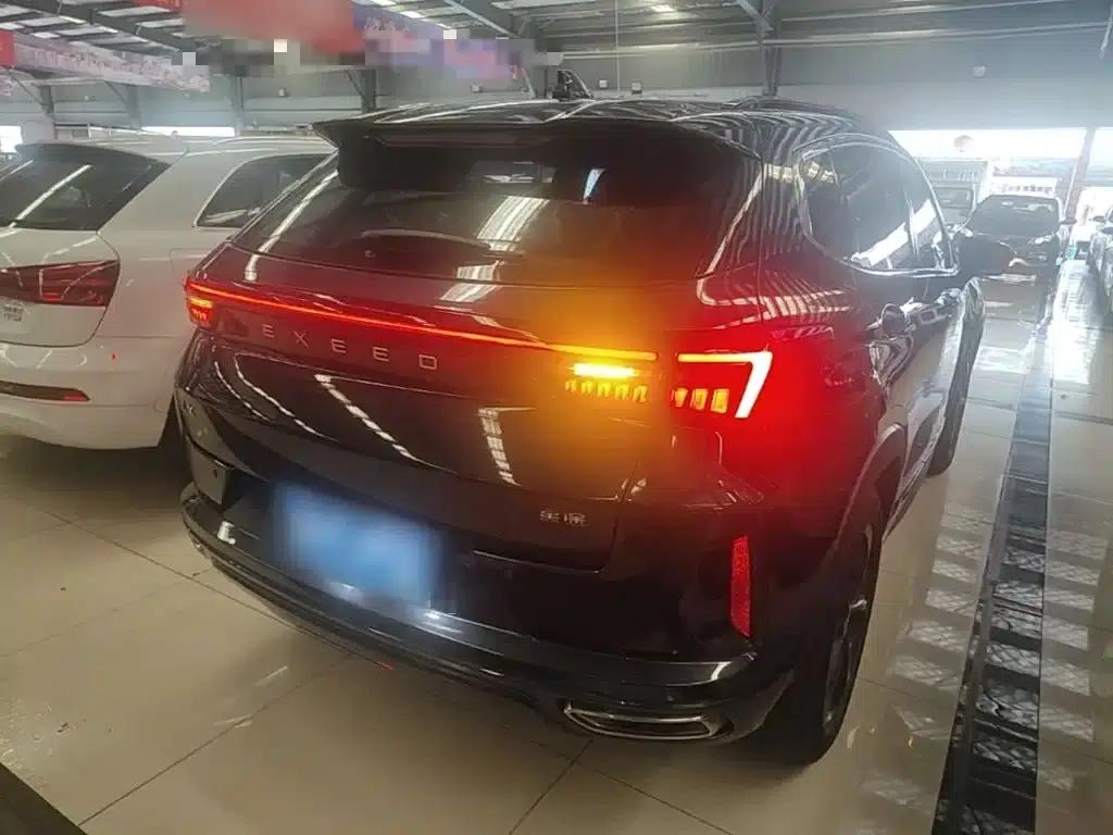 2022 Exeed Chasing the Wind Versailles Edition 1.6T DCT Rising Wind Edition — миниатюра 7