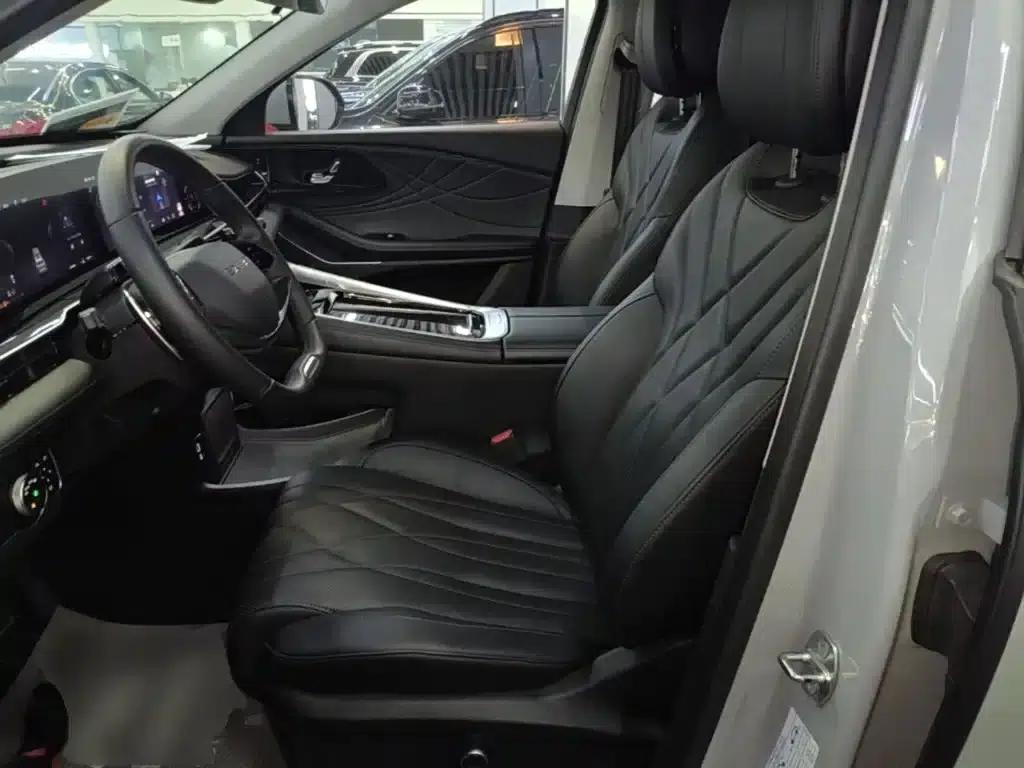 Exeed Yaoguang 2023 400T 4WD Premium Edition — миниатюра 15