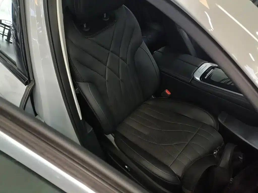 Exeed Yaoguang 2023 400T 4WD Premium Edition — миниатюра 25