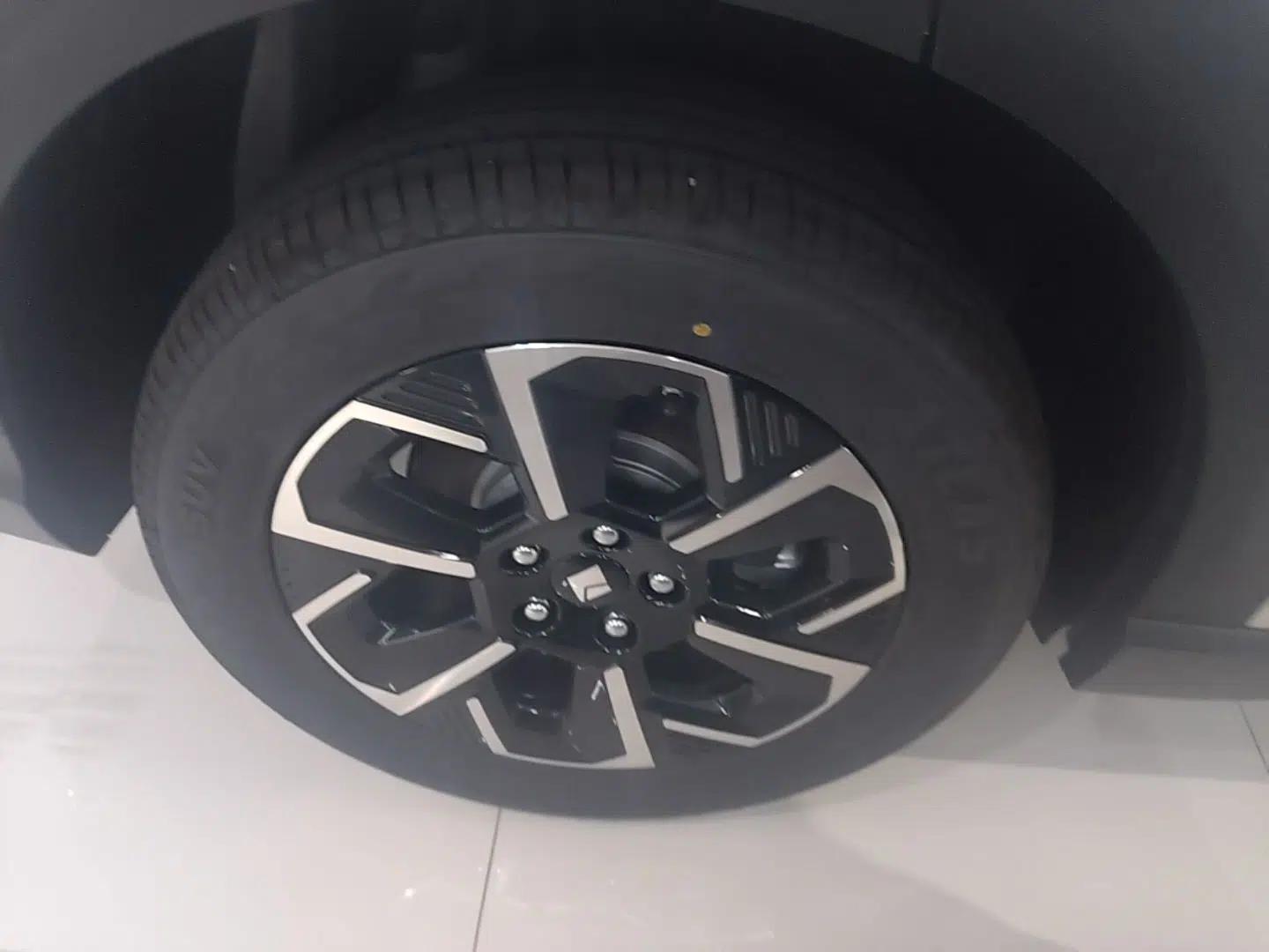 Baojun Yunhai 2026 Model 500km Pure Electric Standard Edition — миниатюра 11