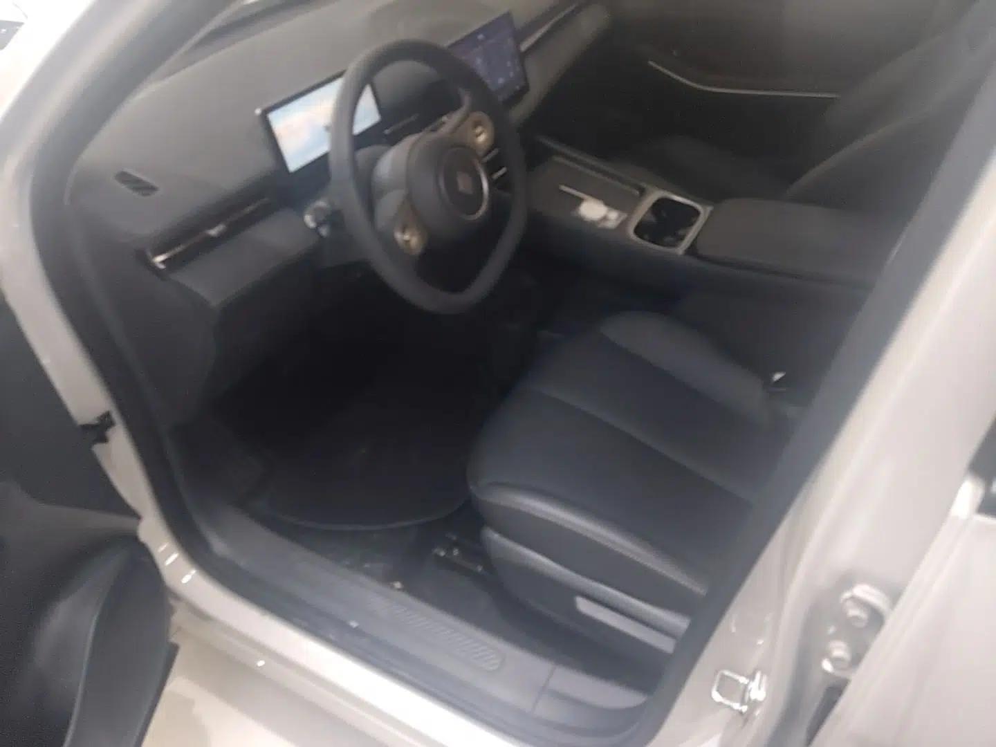 Baojun Yunhai 2026 Model 500km Pure Electric Standard Edition — миниатюра 18