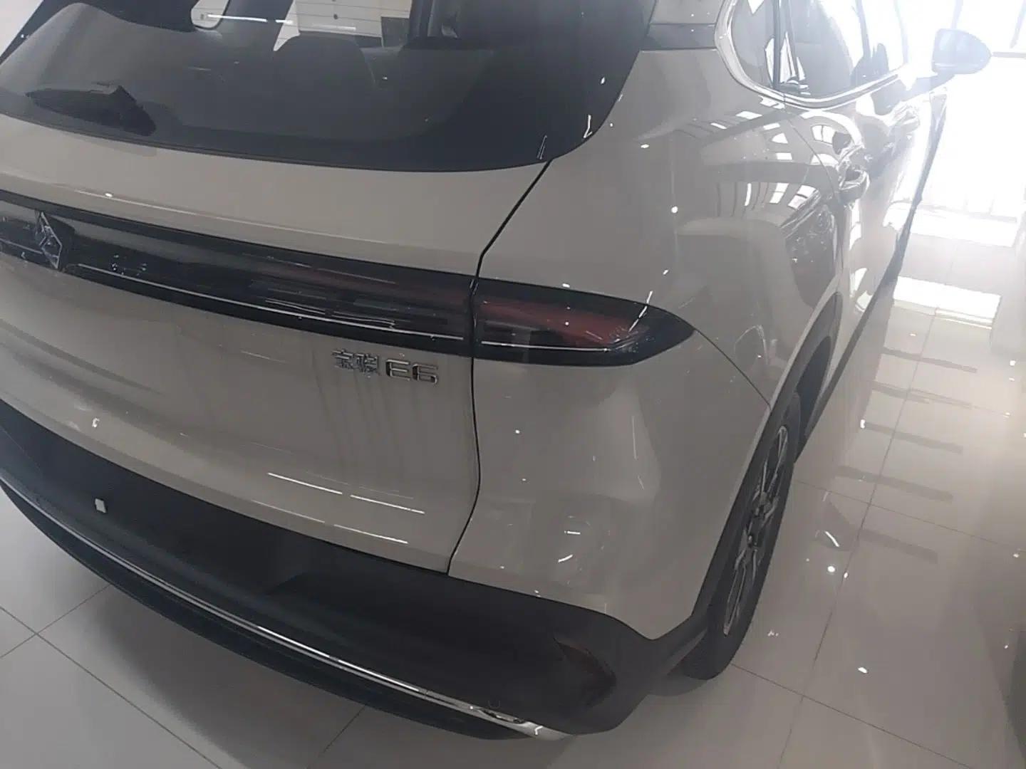 Baojun Yunhai 2026 Model 500km Pure Electric Standard Edition — миниатюра 9
