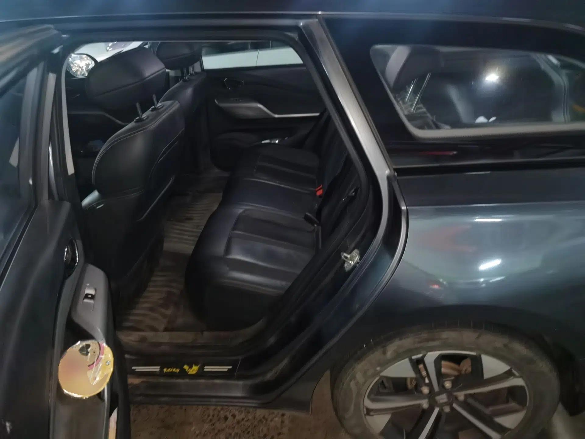 Baojun Valli 2021 1.5T Naqu Starry Sky CVT Flagship Model — миниатюра 17