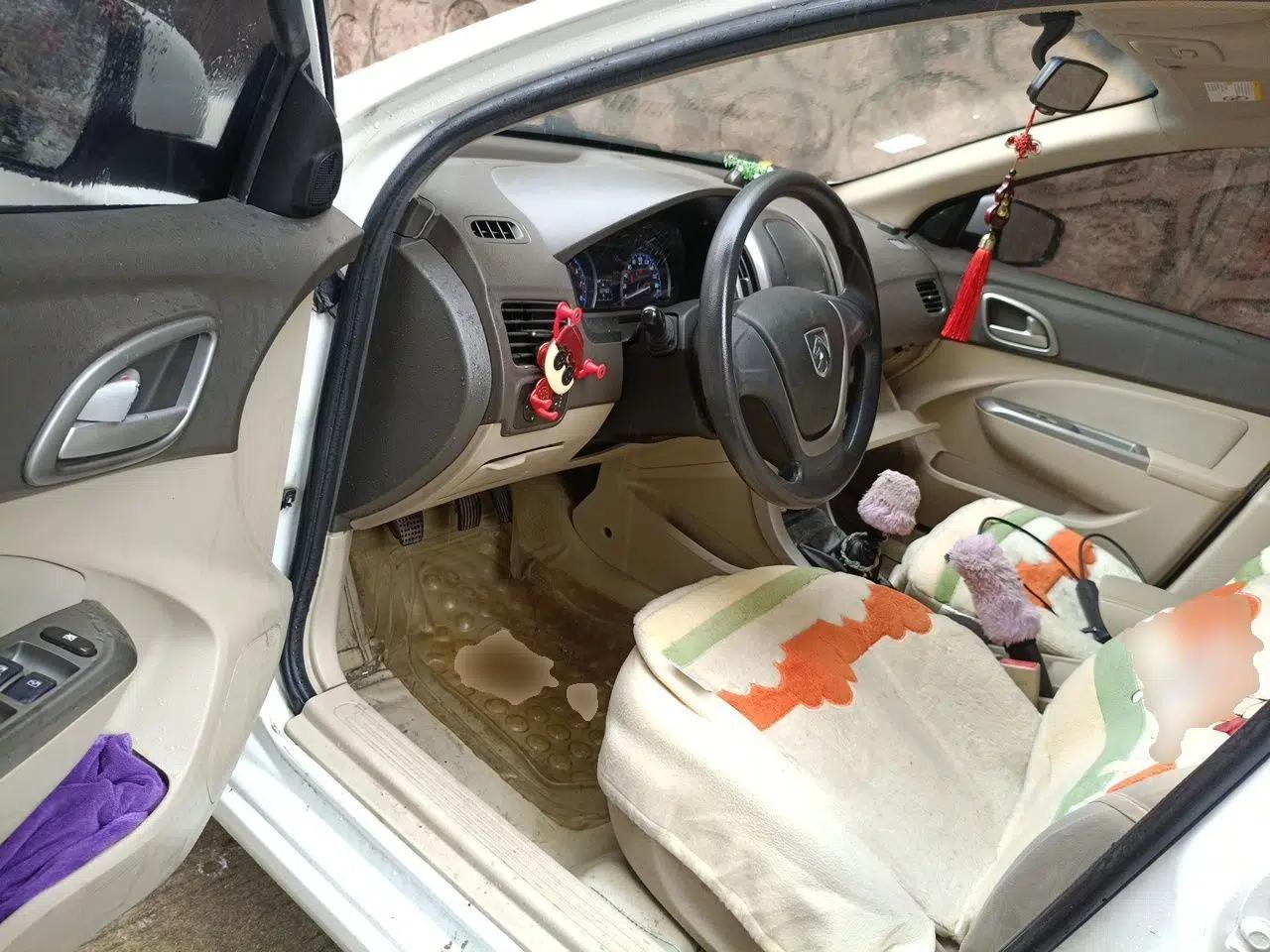 Baojun 610 2014 1.5L manual standard version — миниатюра 16