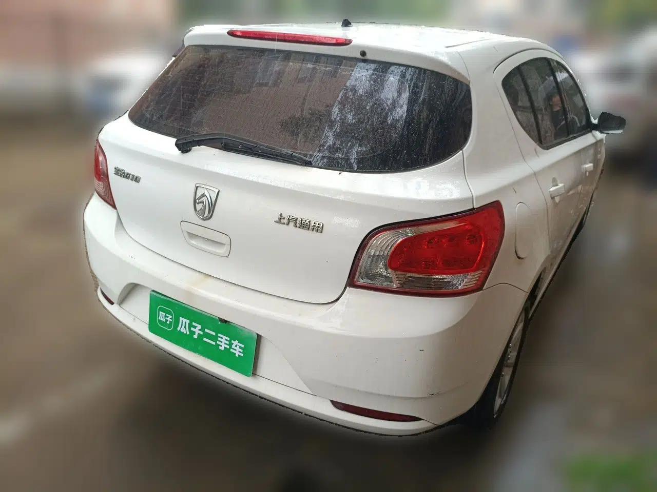 Baojun 610 2014 1.5L manual standard version — миниатюра 6