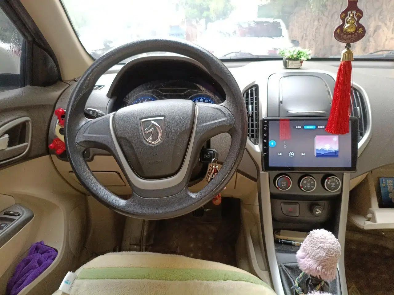 Baojun 610 2014 1.5L manual standard version — миниатюра 10