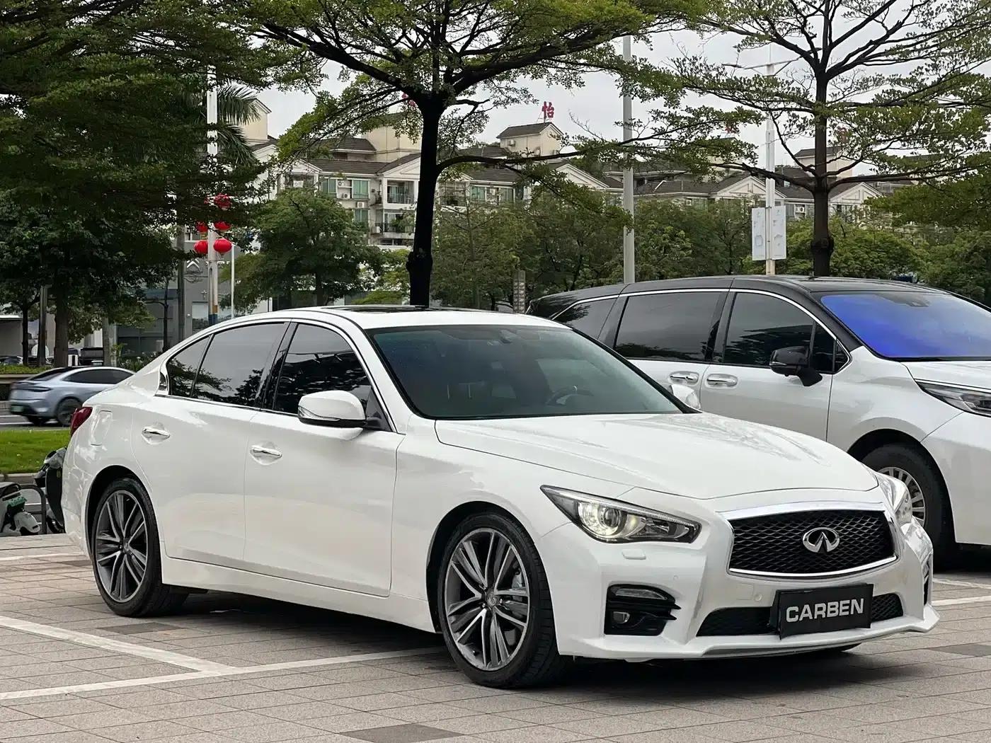 Infiniti Q50 2014 3.7L Luxury Sport Edition — миниатюра 3