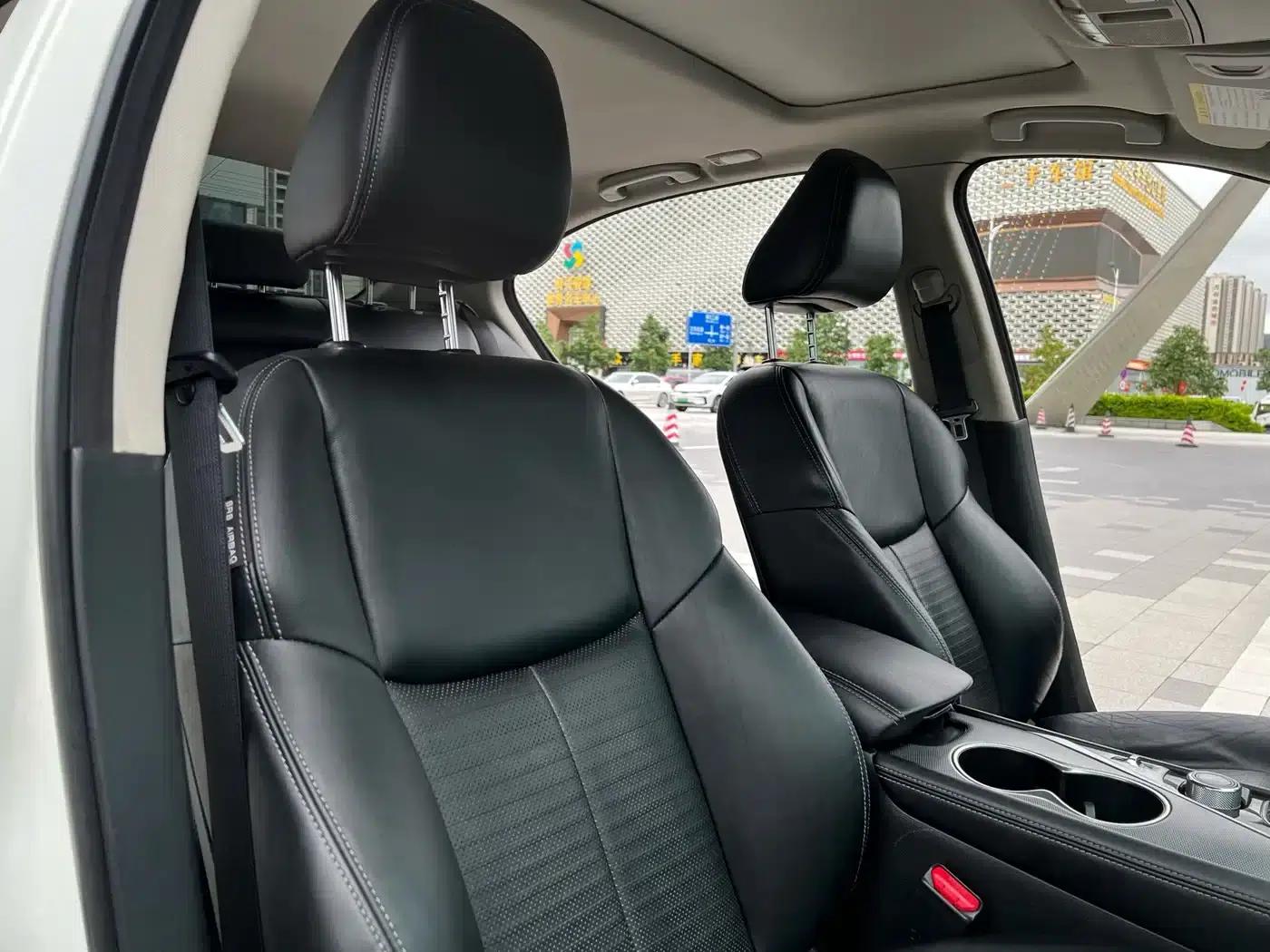 Infiniti Q50 2014 3.7L Luxury Sport Edition — миниатюра 9