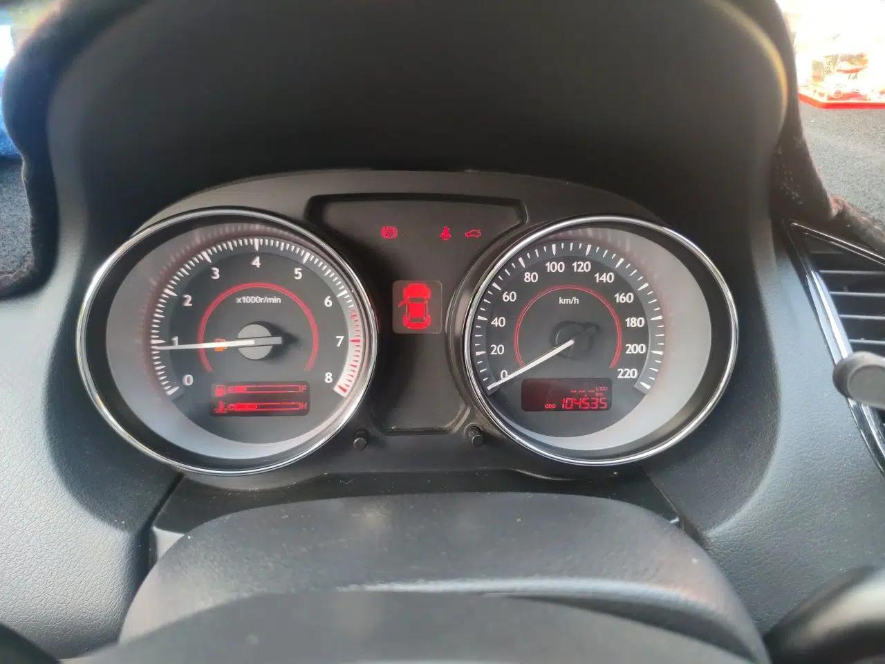 Bestune B50 2013 1.6L manual Comfort trim level — миниатюра 11