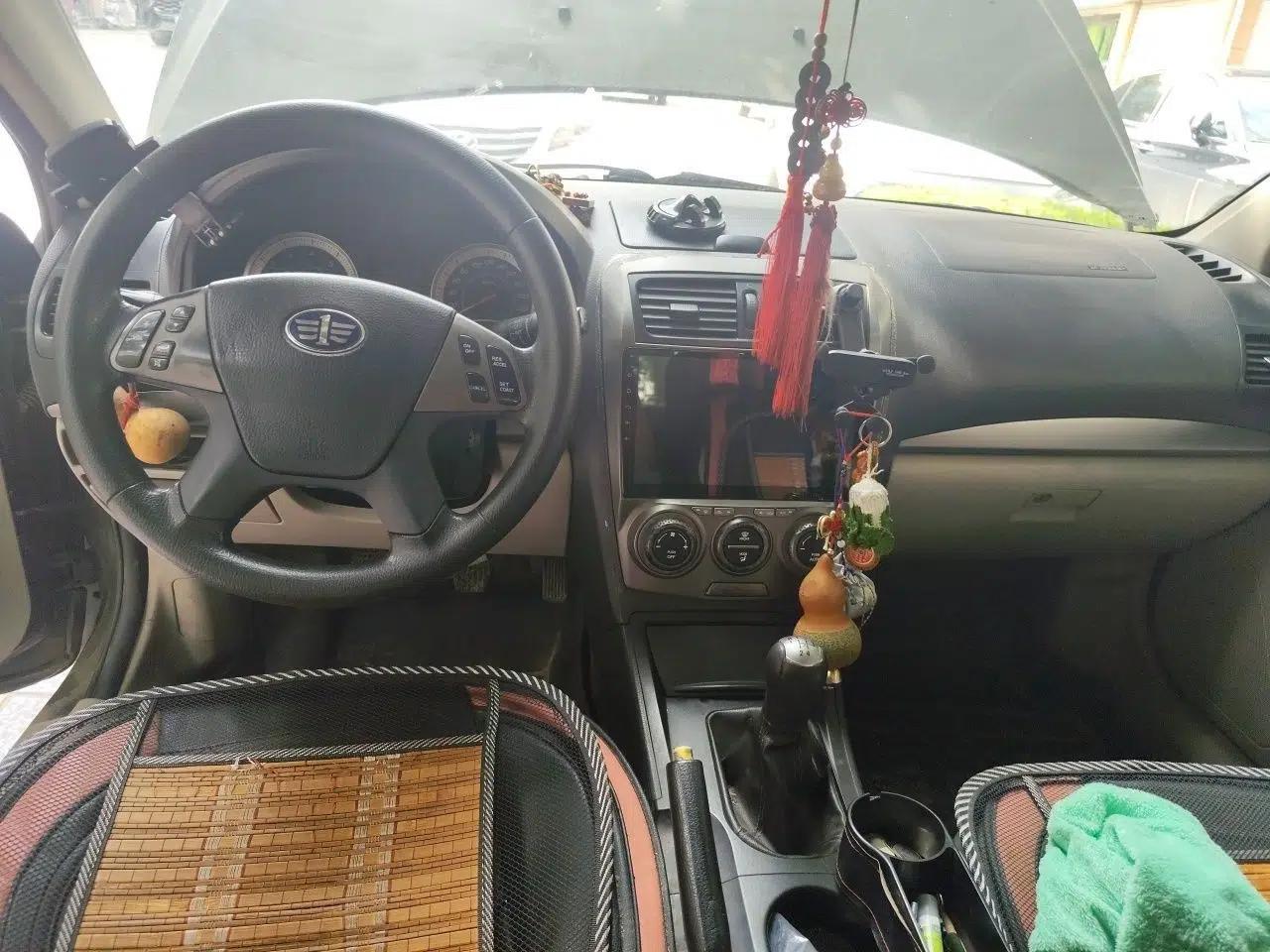Bestune B50 2012 1.6L manual sunroof version — миниатюра 9