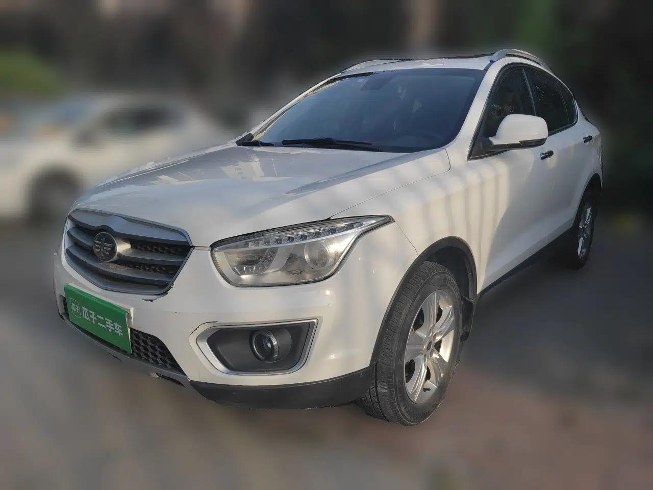 Bestune X80 2015 2.0L automatic luxury version — миниатюра 1