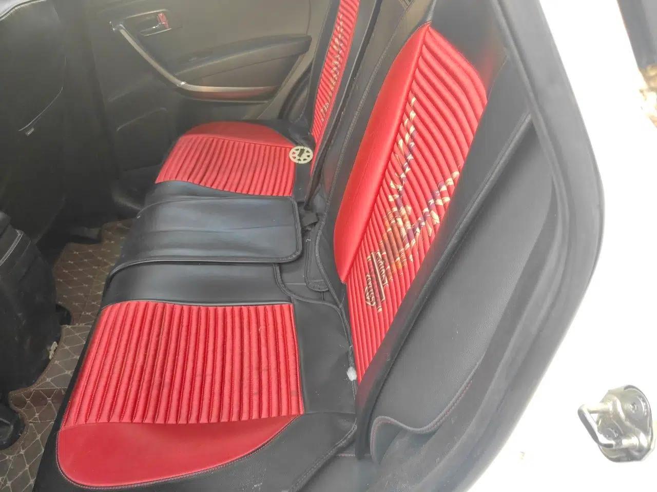 Bestune X80 2015 2.0L automatic luxury version — миниатюра 17