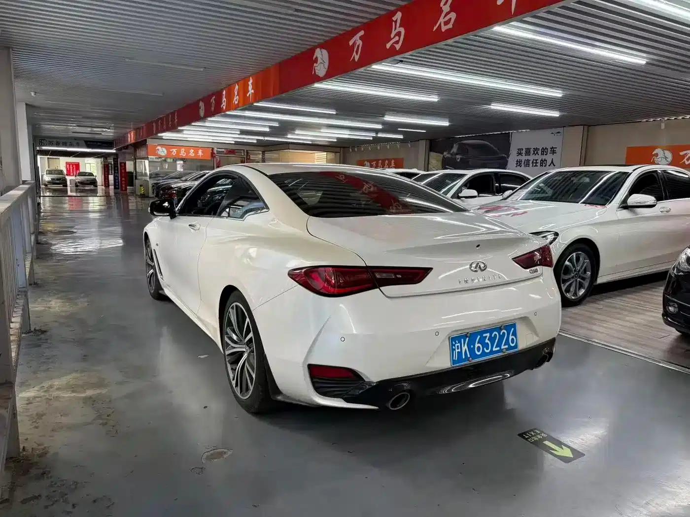 Infiniti Q60 2017 2.0T Luxury Edition — миниатюра 4