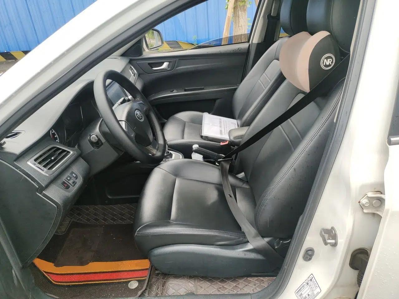 Bestune B30EV 2019 EV400 — миниатюра 15