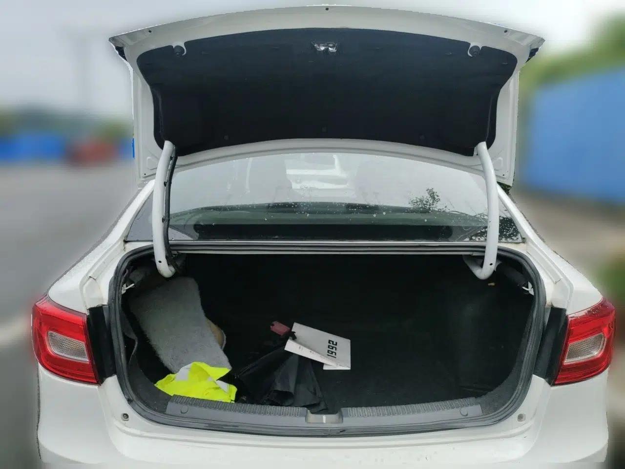 Bestune B30EV 2019 EV400 — миниатюра 19