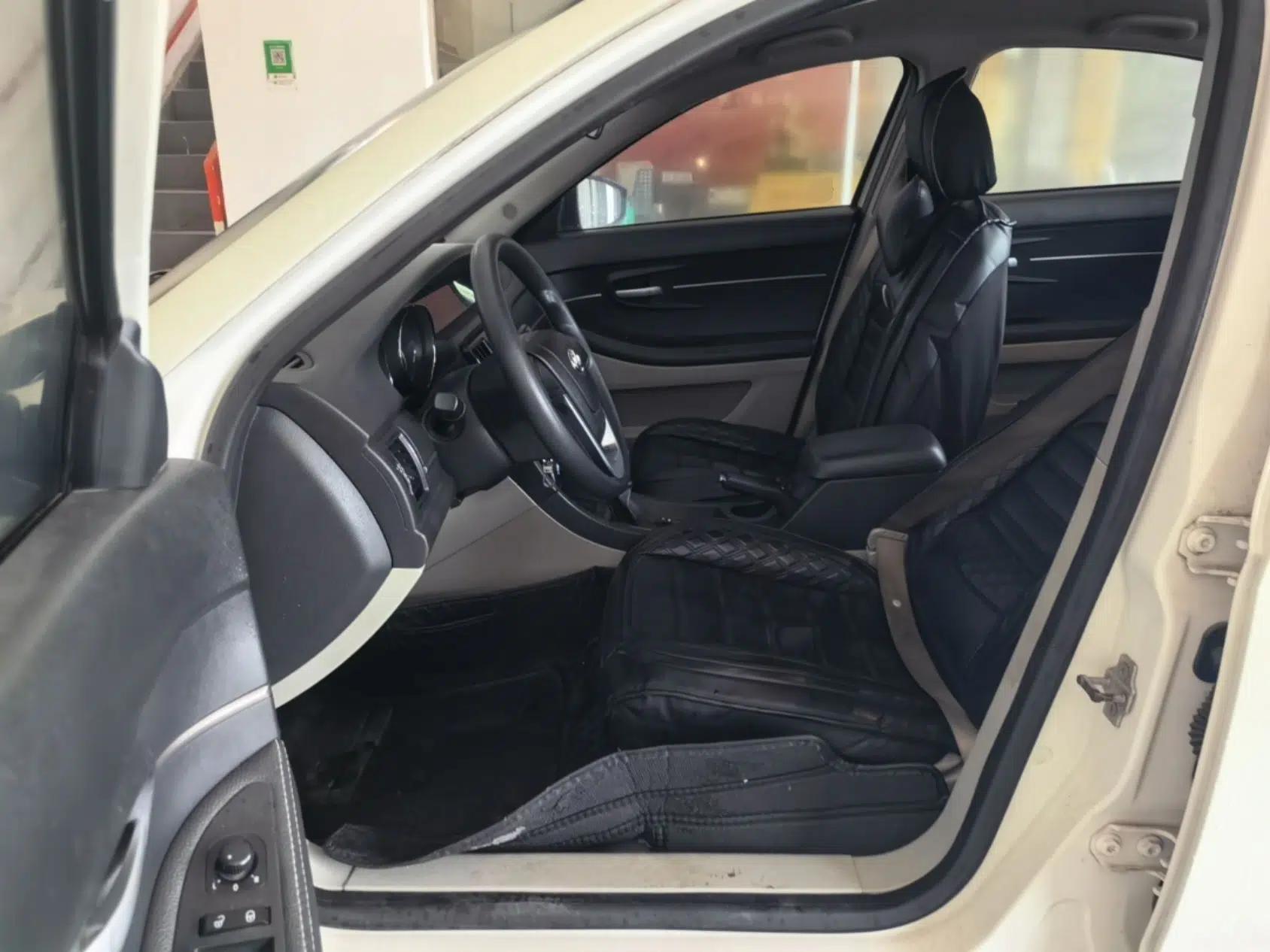 BAIC Senova D50 2014 1.5L CVT Standard Edition — миниатюра 17