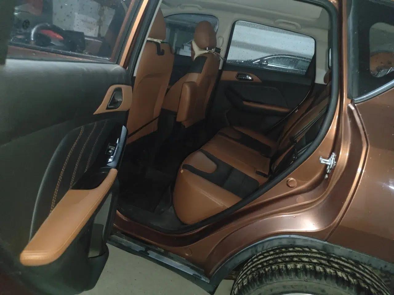 BAIC Senova X35 2016 1.5L Automatic Luxury Edition — миниатюра 17