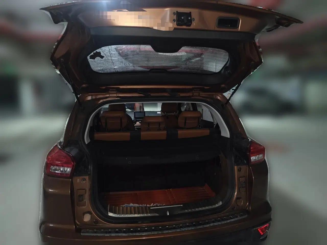 BAIC Senova X35 2016 1.5L Automatic Luxury Edition — миниатюра 19